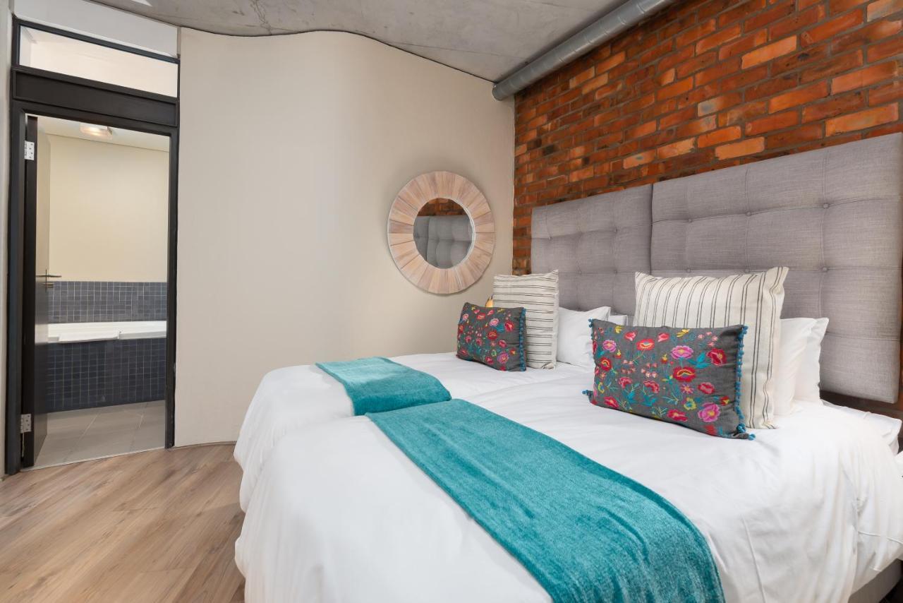 Metropolis Luxury Apartments Cape Town Exterior photo