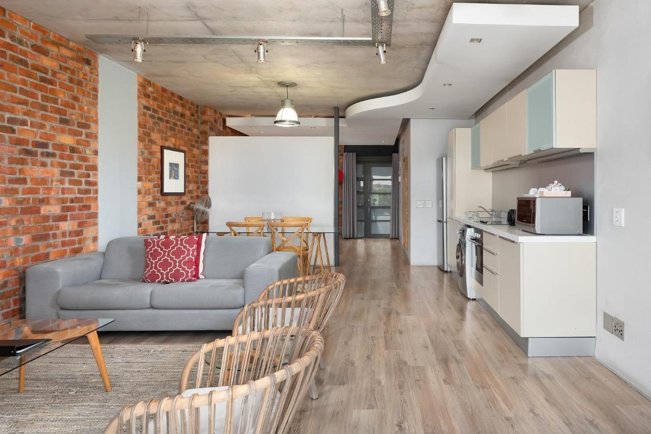 Metropolis Luxury Apartments Cape Town Exterior photo