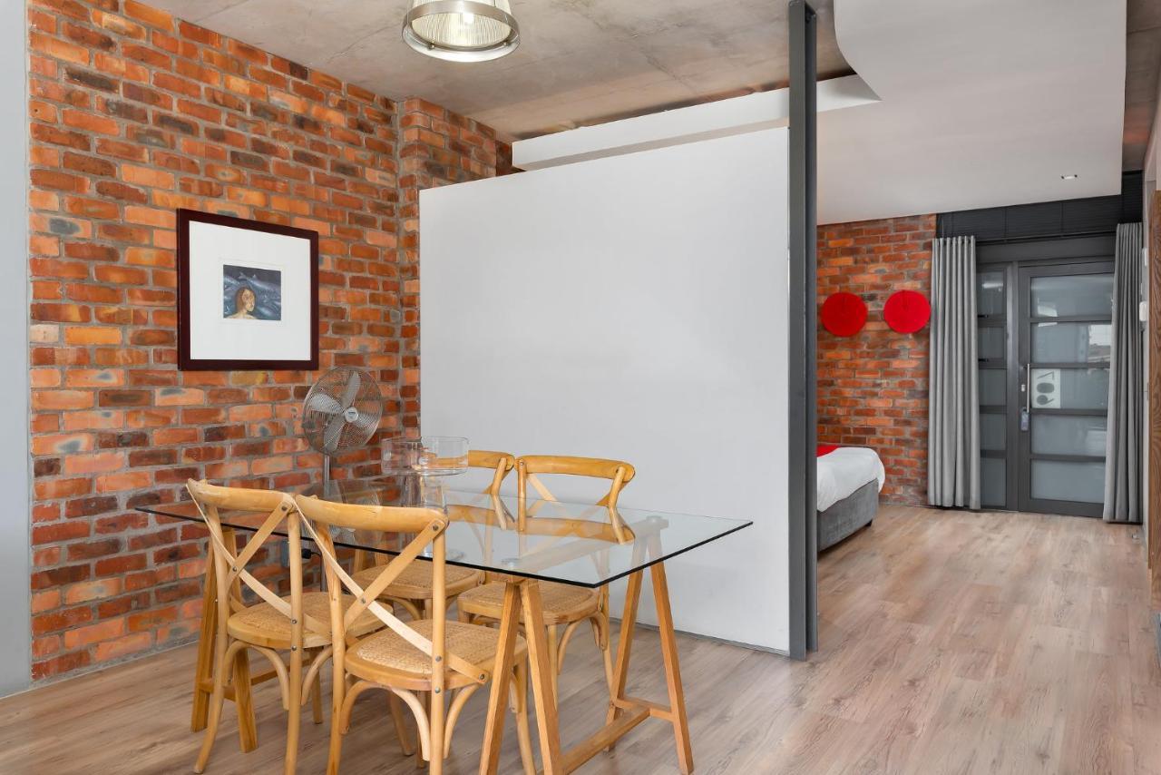 Metropolis Luxury Apartments Cape Town Exterior photo