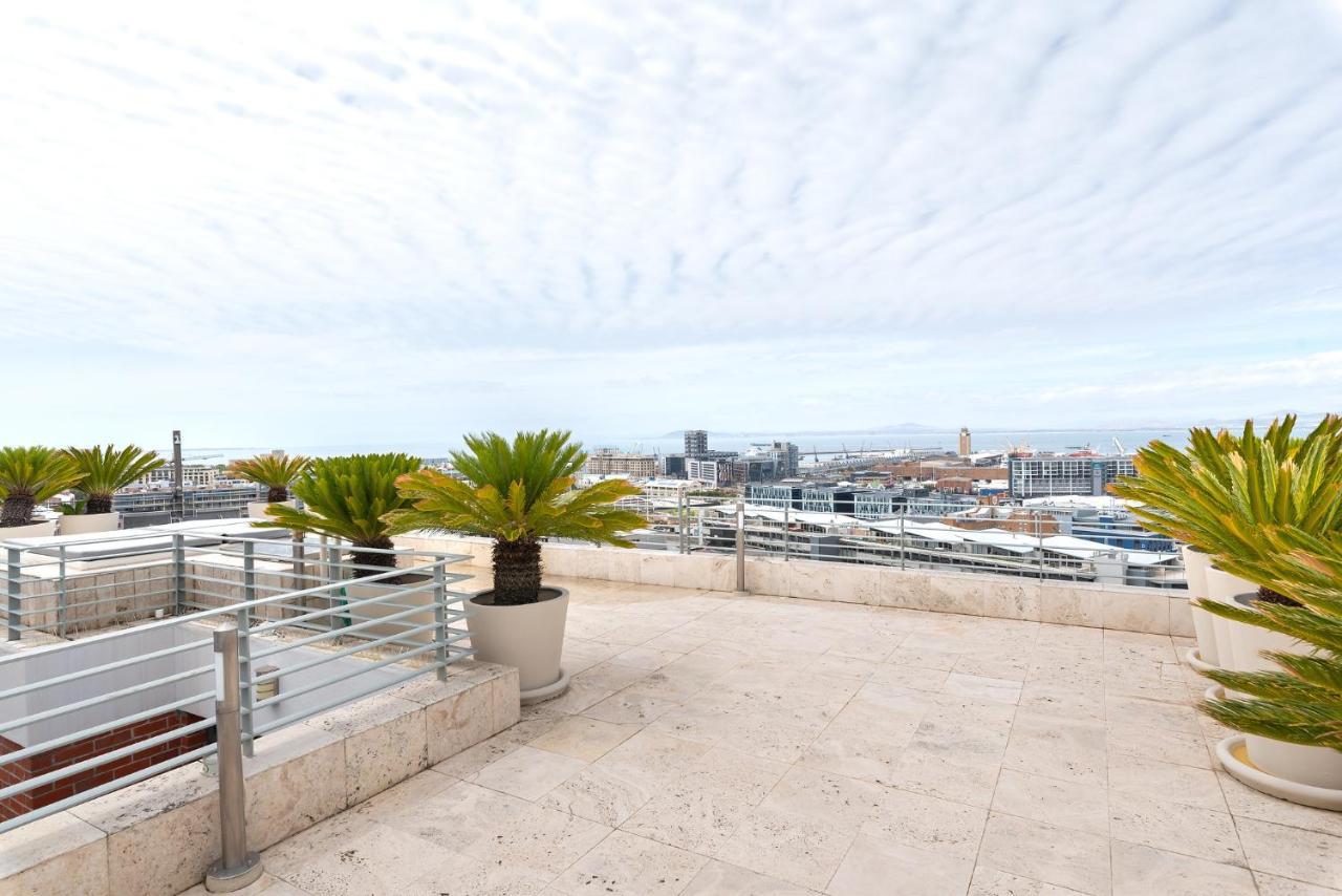 Metropolis Luxury Apartments Cape Town Exterior photo