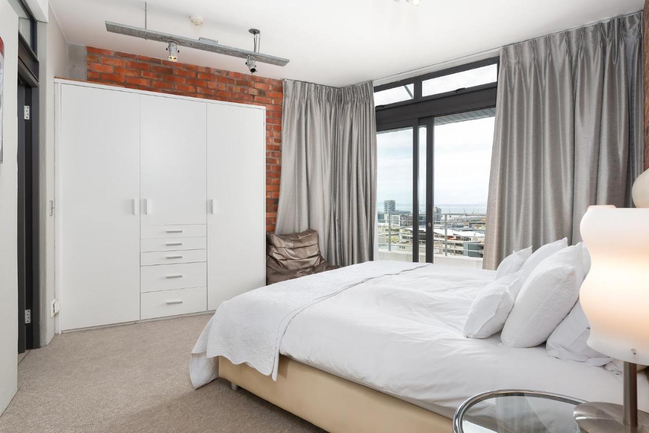 Metropolis Luxury Apartments Cape Town Exterior photo