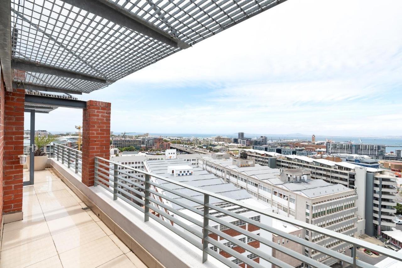 Metropolis Luxury Apartments Cape Town Exterior photo