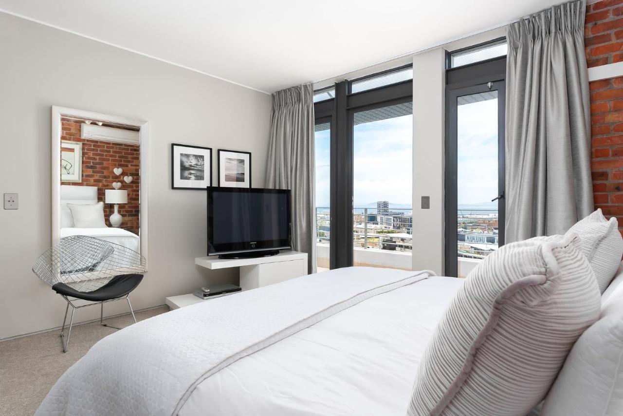 Metropolis Luxury Apartments Cape Town Exterior photo
